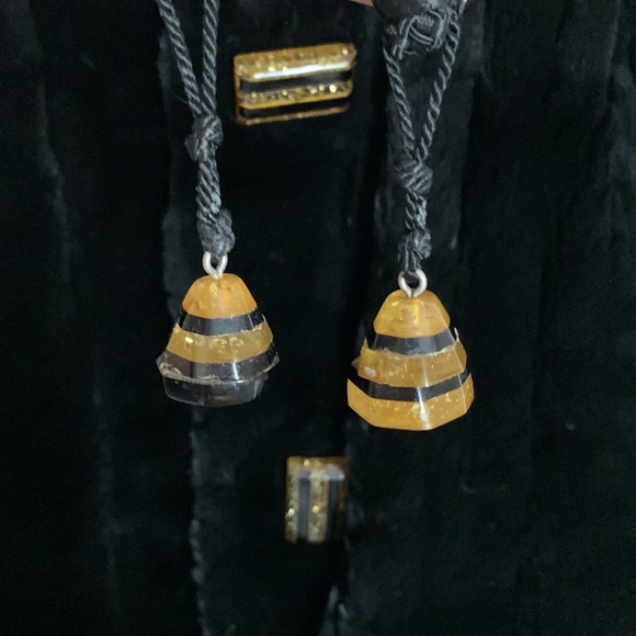 VINTAGE | Fur Swing Coat - Picture 11 of 17